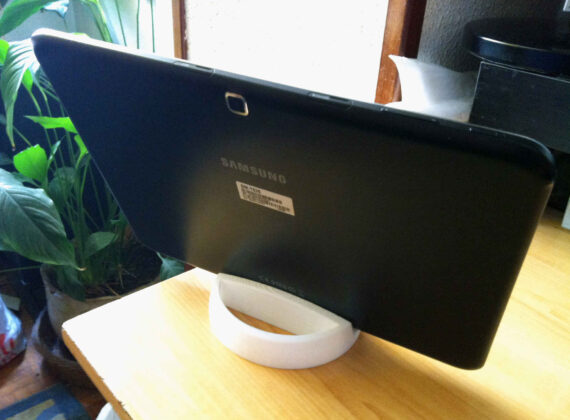 PortaTablet_3posicions_back_I3D_opt