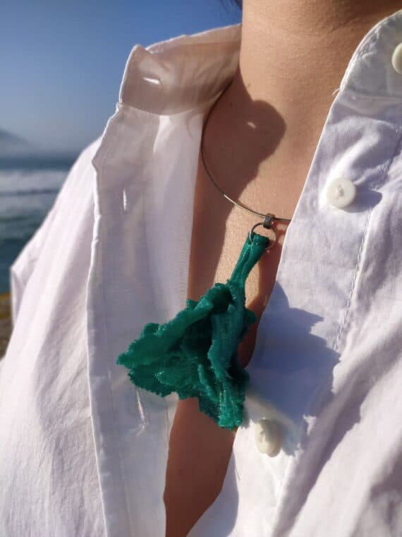 Colar Grelos modelo Alba BACK