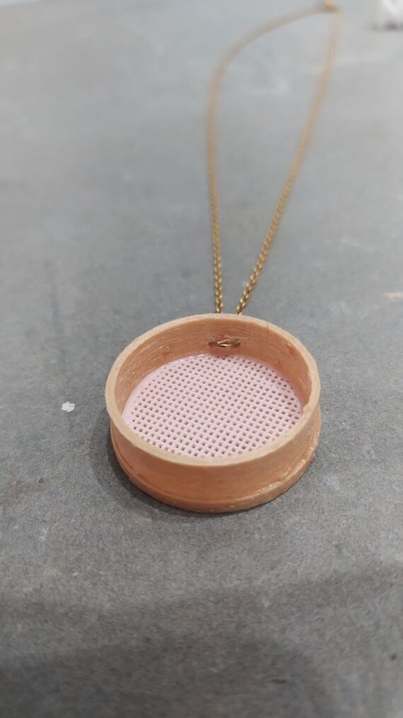 Colar Peneira GOLD _ FRONT