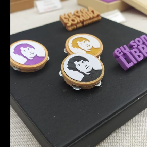 Broches Rosalía