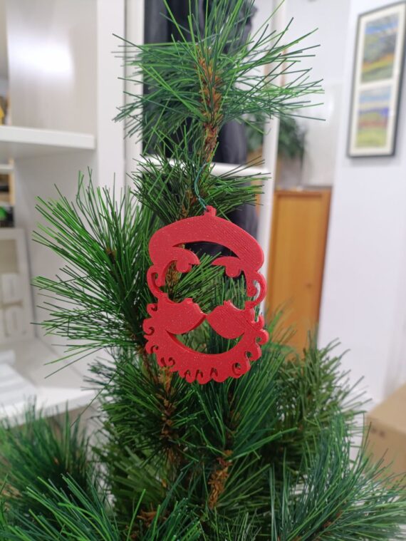 APALPADOR VERMELLO na árbore de Nadal